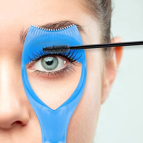 3-in-1 Mascara Shield & Applicator Guard