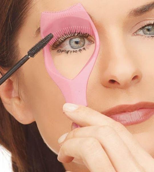 3-in-1 Mascara Shield & Applicator Guard